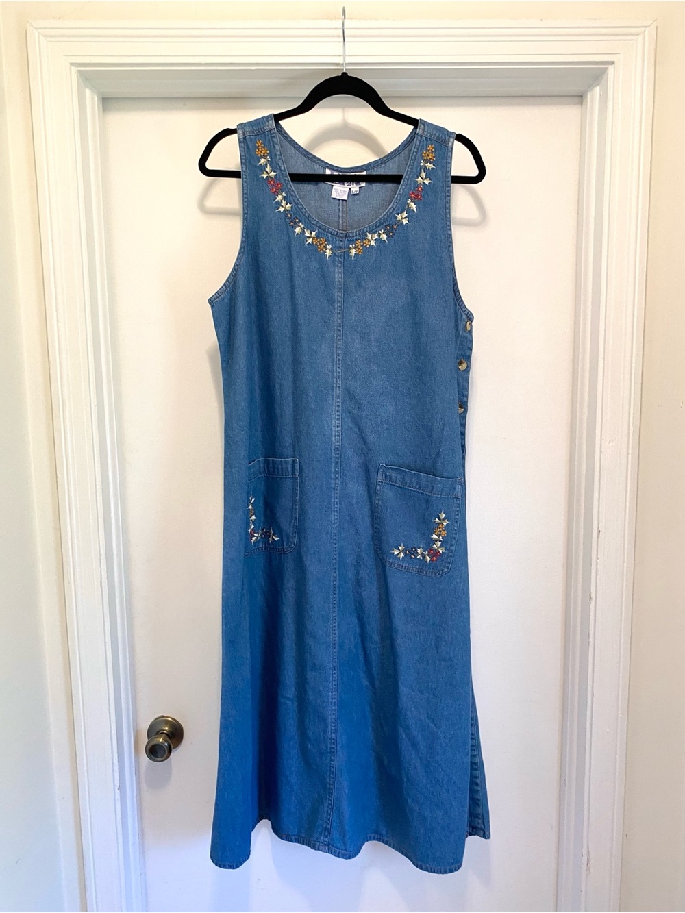 VTG denim jumper overall dress embroidered leaves midi size large button up